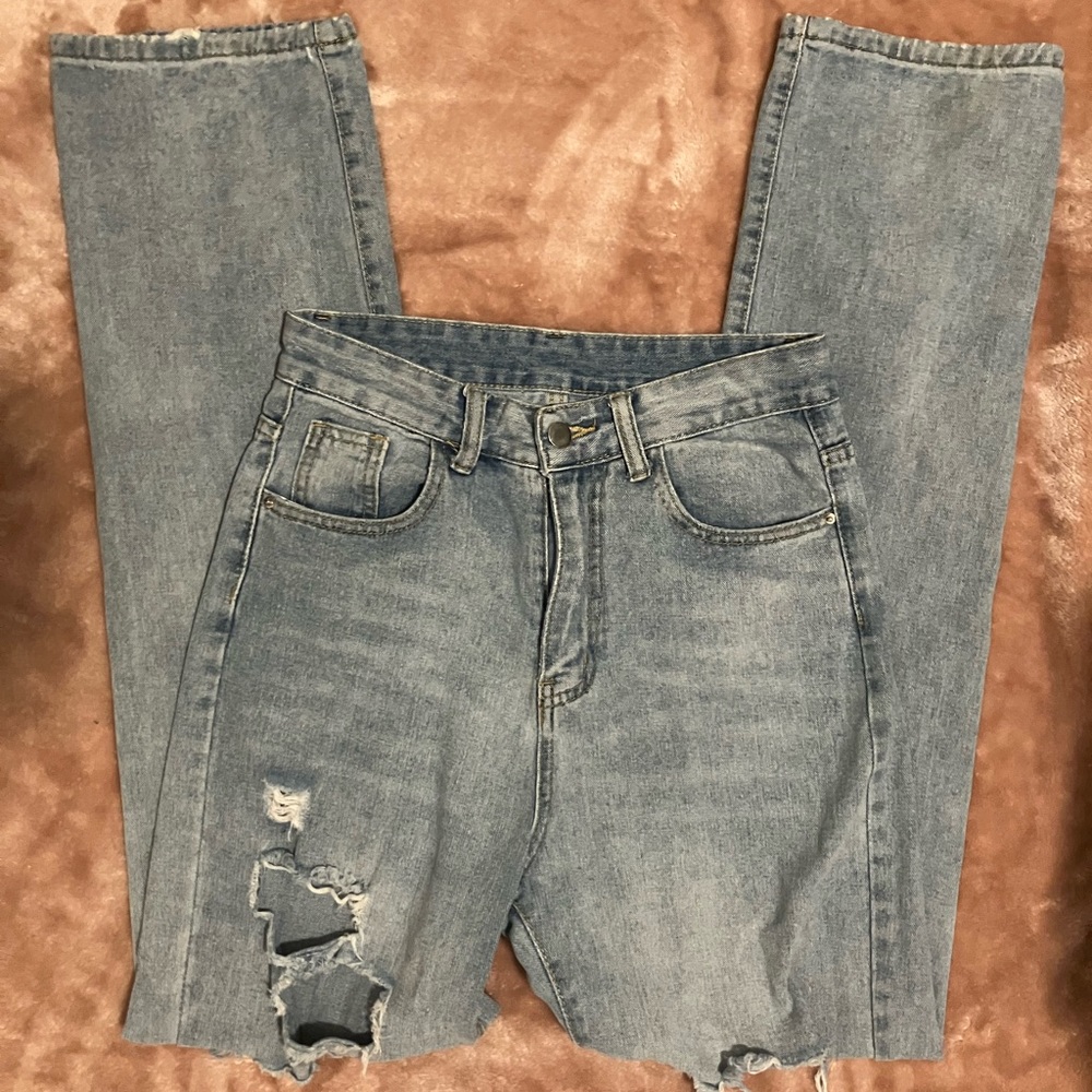 SHEIN Light Blue Ripped Jeans